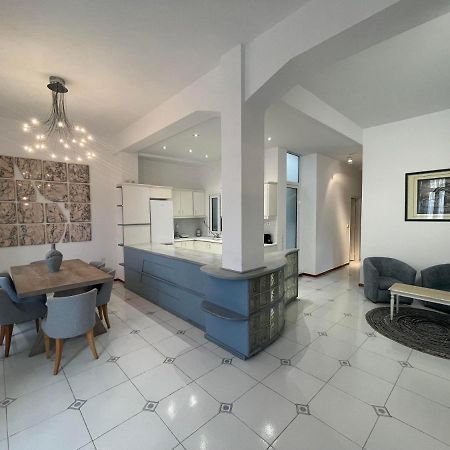 Dr. J. Spon Apartment Nafpaktos Bagian luar foto