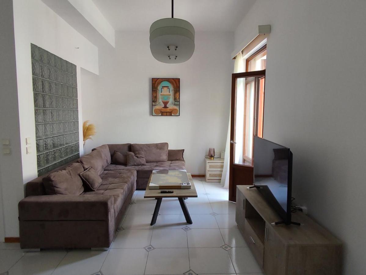 Dr. J. Spon Apartment Nafpaktos Bagian luar foto