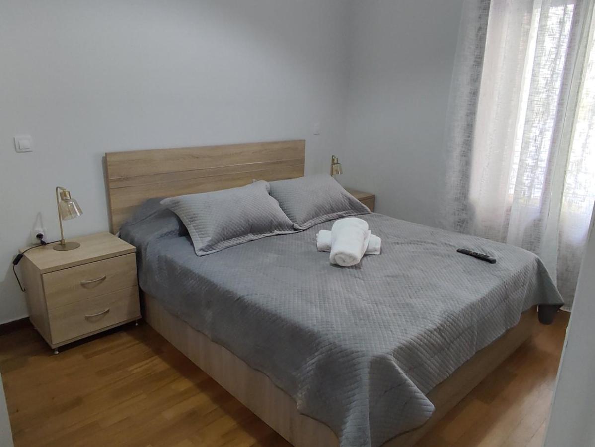 Dr. J. Spon Apartment Nafpaktos Bagian luar foto