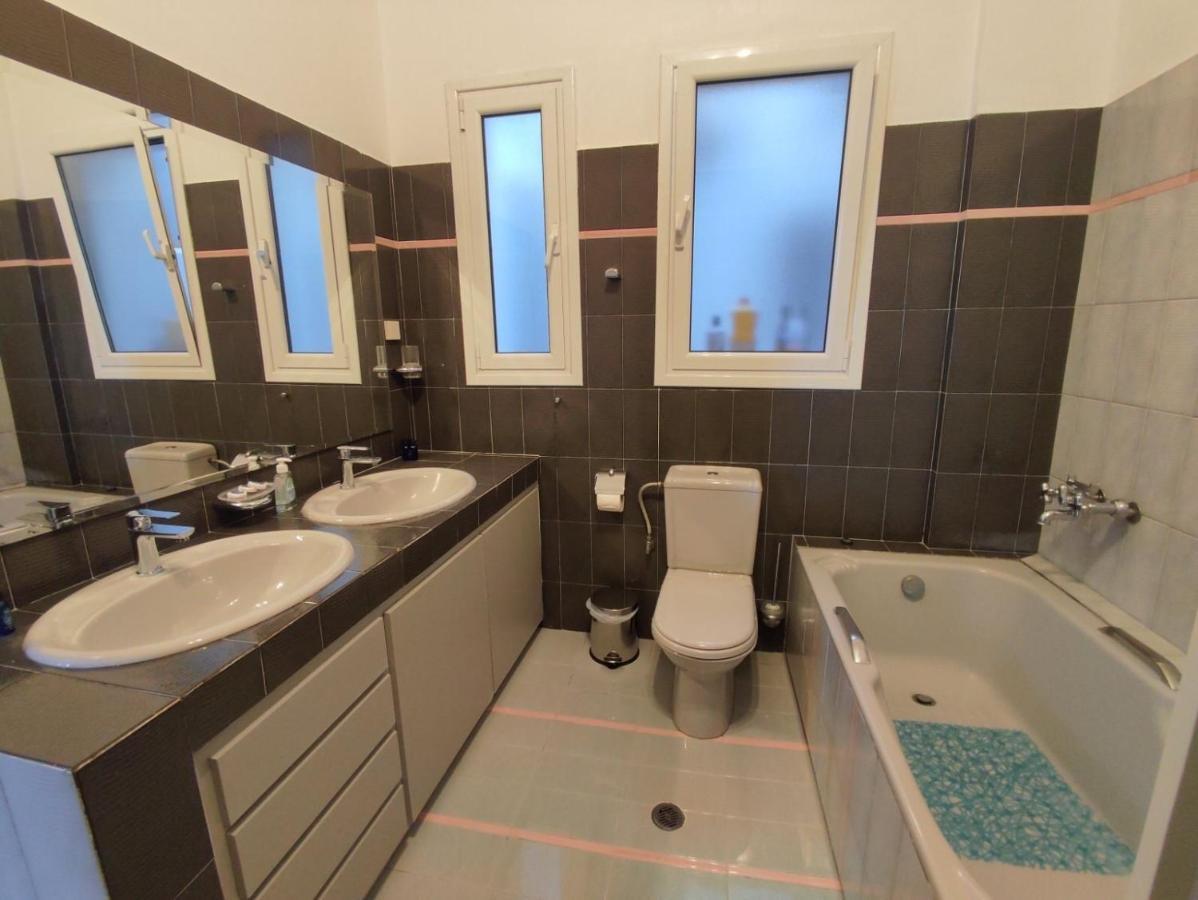 Dr. J. Spon Apartment Nafpaktos Bagian luar foto